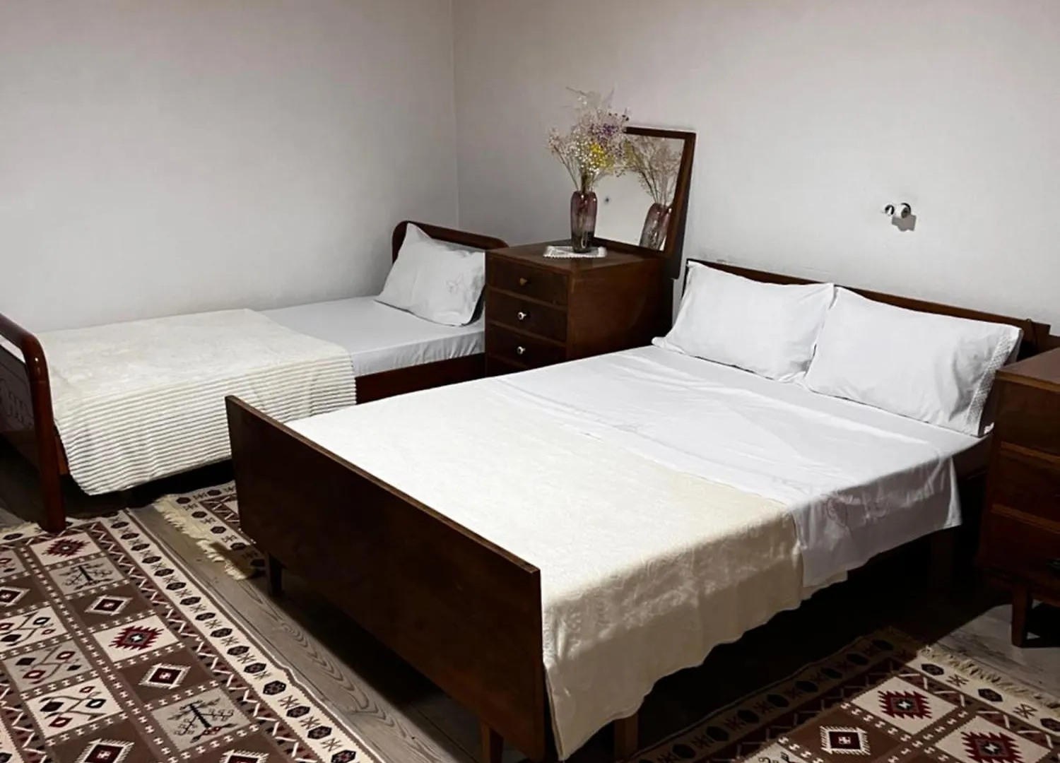 Tourists Guest House Gjirokastër